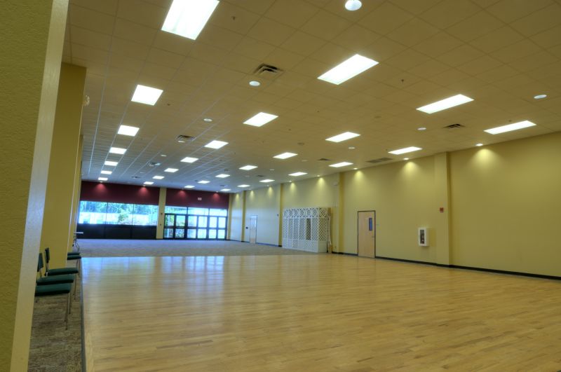 Hardwood Floor in Dining Area